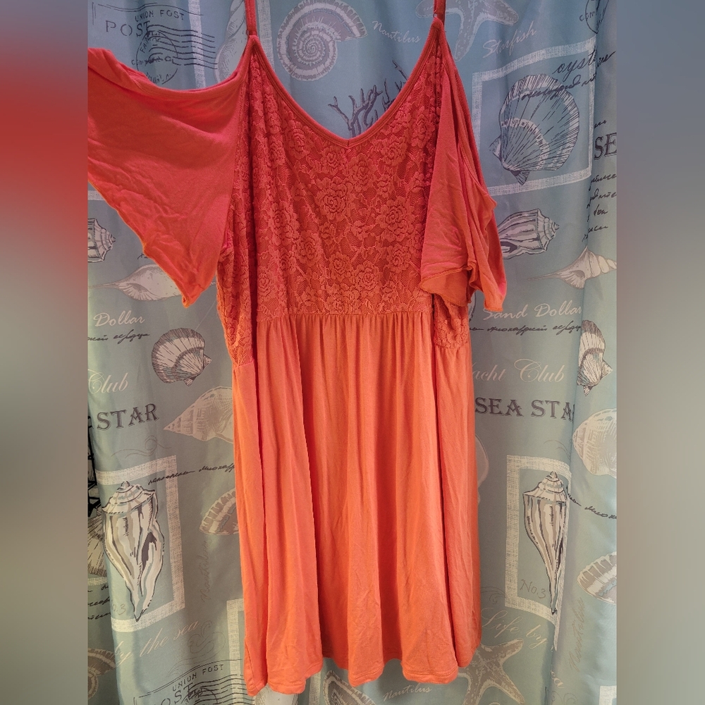 Flowy Elegant Plus Sized Coral Lace Cold Shoulder Tunic Shirt Or Mini Dress